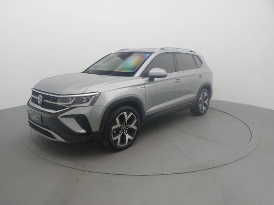VOLKSWAGEN TAOS 1.4 250 TSI TOTAL FLEX HIGHLINE AUTOMÁTICO